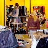 Магазины одежды и обуви в Новолакском